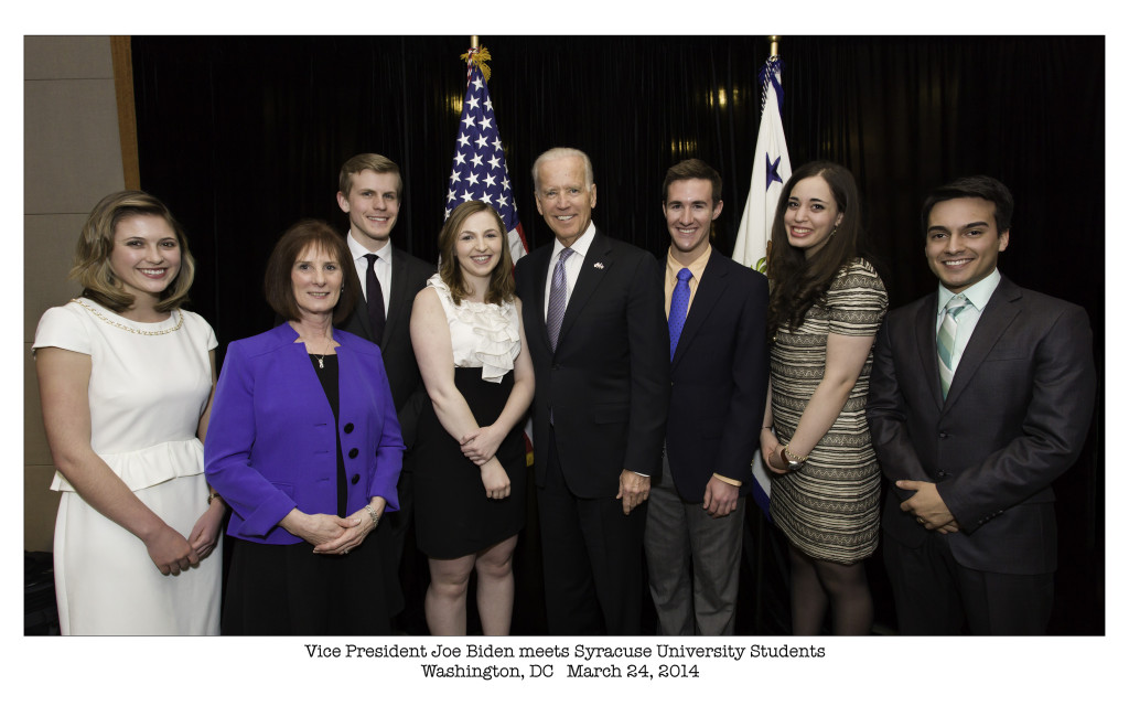Vice President Joe Biden poses with students at the annual ceremony to award the Toner Prize for Excellence in Political Reporting. Biden, a 1968 graduate of SU’s law school, gave the keynote speech in Washington, D.C.